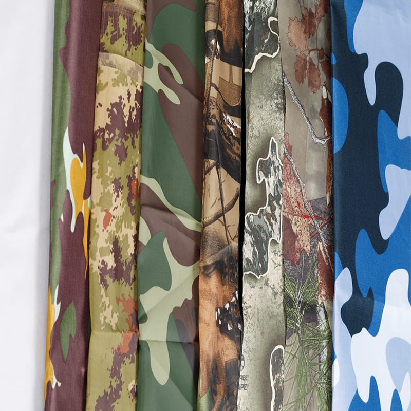 Camouflagestof-01